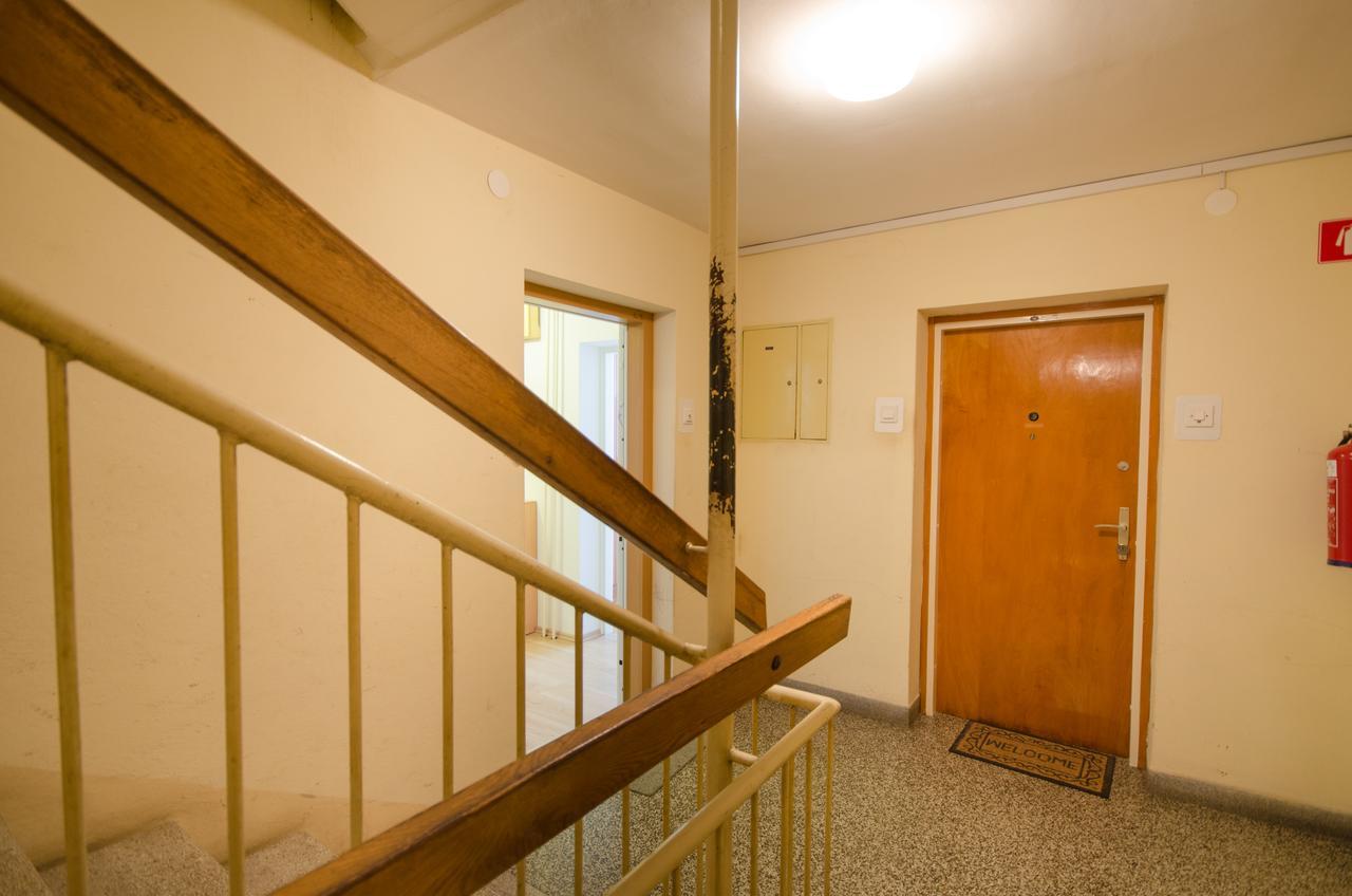 Apartment Near The Train Station Ljubljana Kültér fotó