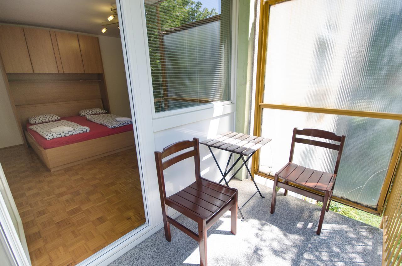 Apartment Near The Train Station Ljubljana Kültér fotó